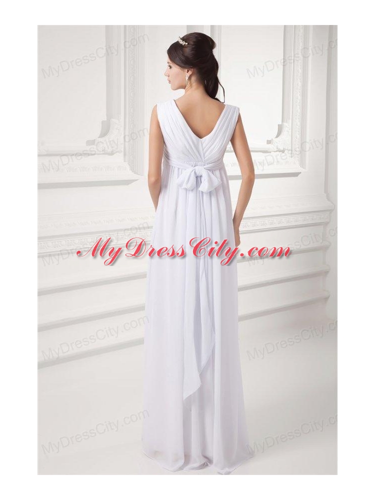 Empire V-neck Appliques Chiffon Ruching Wedding Dress