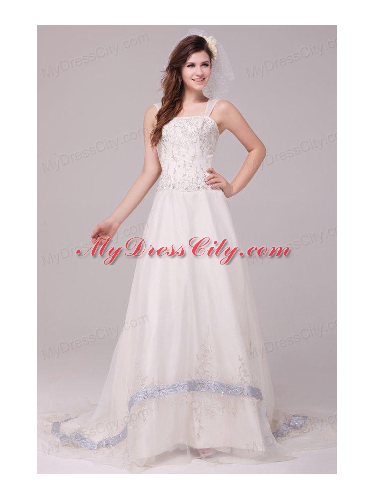 Wide Straps Appliques Decorate Wedding Dress with Court Train