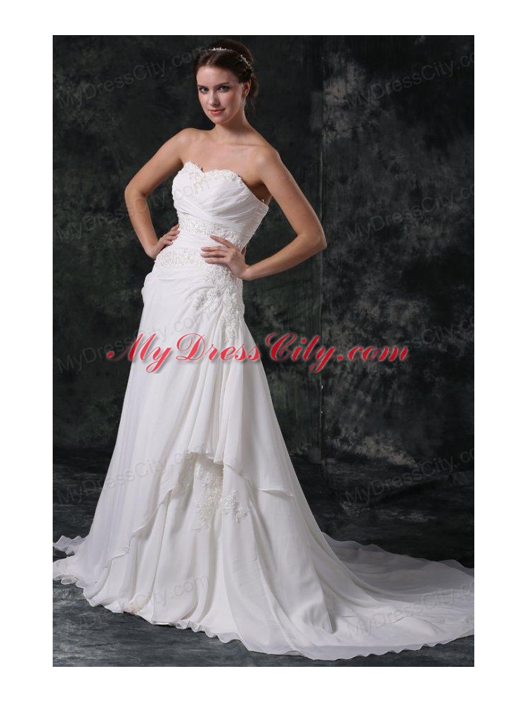 Sweetheart ball gown Court Train   Wedding Dress in White with Appliques