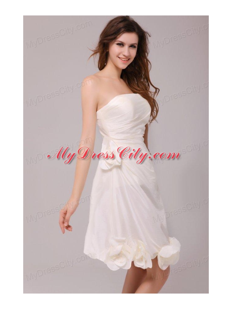 A-line Strapless Ruching Taffeta Knee-length Wedding Dress