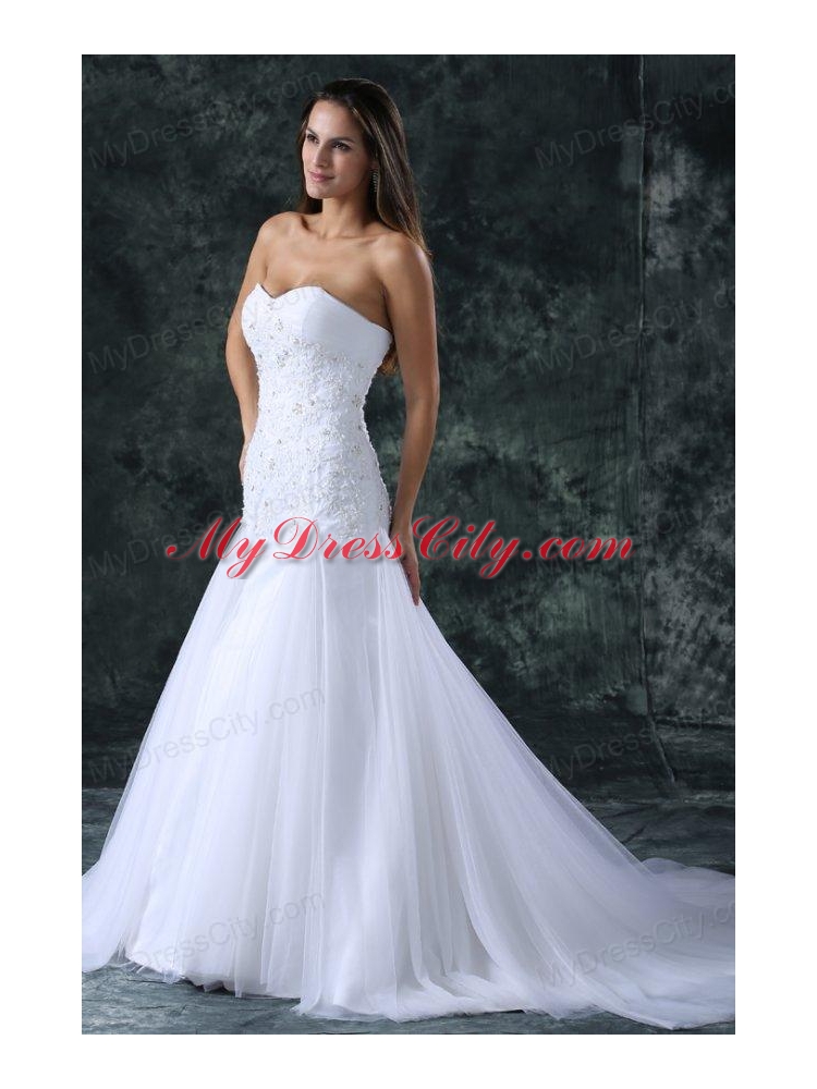 A-Line Sweetheart Beading Tulle Wedding Dress with Court Train