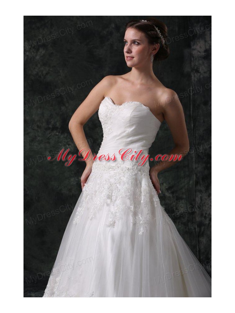 A-Line Sweetheart Court Train Appliques Lace Up Tulle Wedding Dress