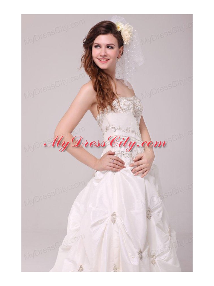 Strapless A-line Appliques and Pick-ups Taffeta Wedding Dress