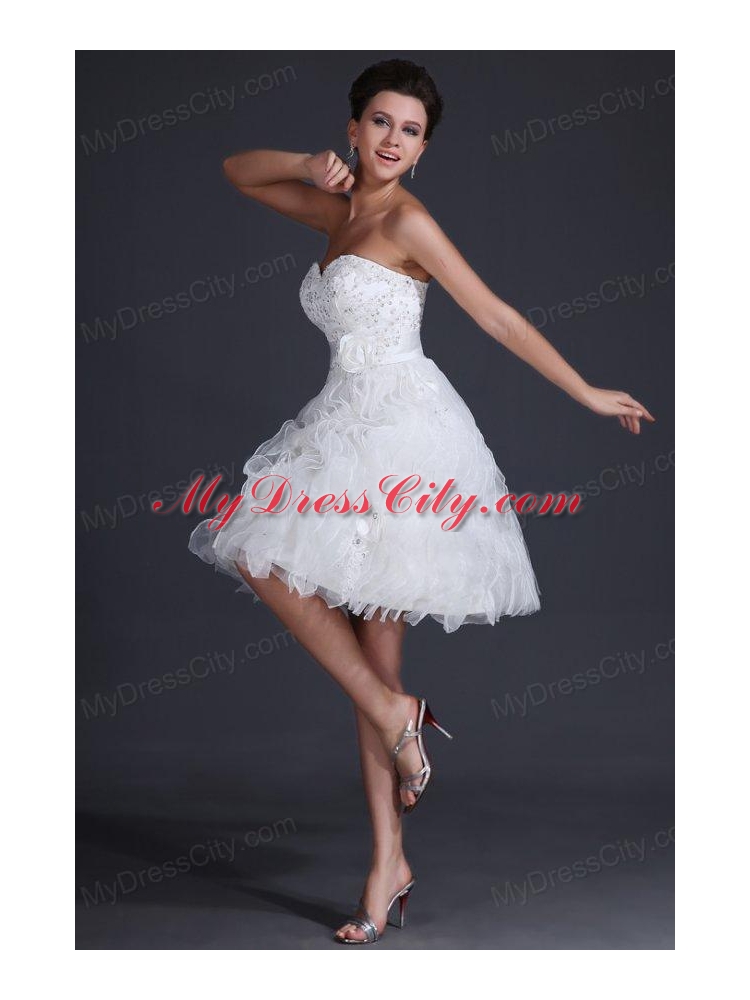 Sweetheart Short Mini-length Wedding Dress with Appliques and Ruffles