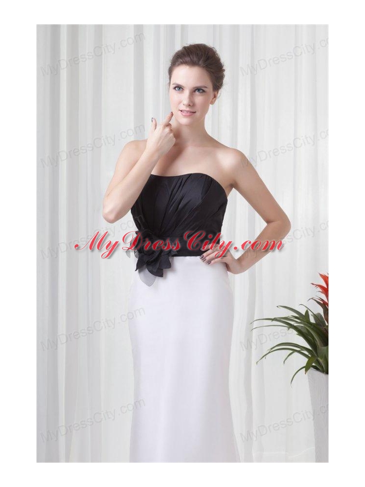 White and Black Column Sweetheart Wedding Dress with Flower