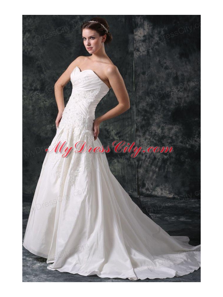 A-Line Sweetheart Taffeta Appliques Court Train Lace Up Wedding Dress