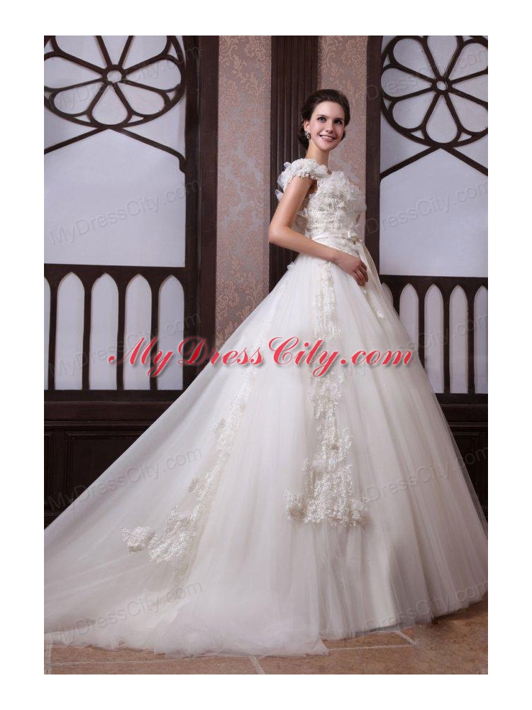 Ball Gown Scoop Appliques Tulle Wedding Dress with Chapel Train