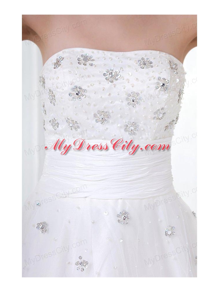 Floor-length Elegant A-line Strapless Wedding Dress with Beading