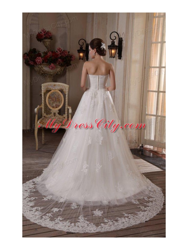 Romantic A-Line Strapless Appliques Chapel Train Tulle Wedding Dress