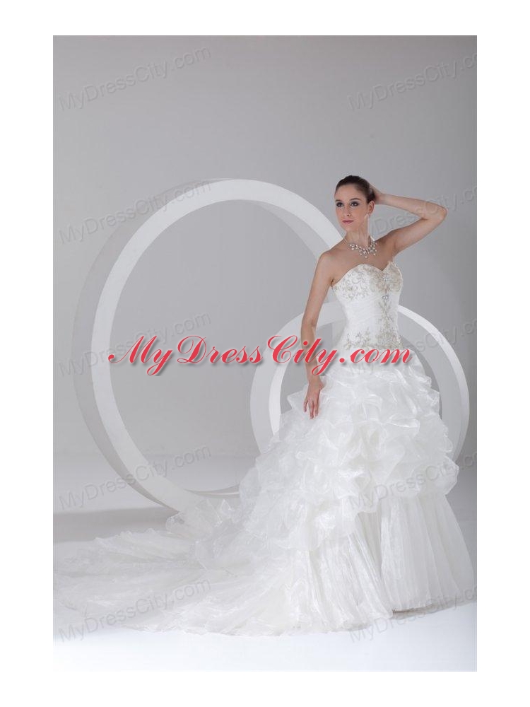 Sweetheart Ball Gown Ruching Sleeveless   Court Train