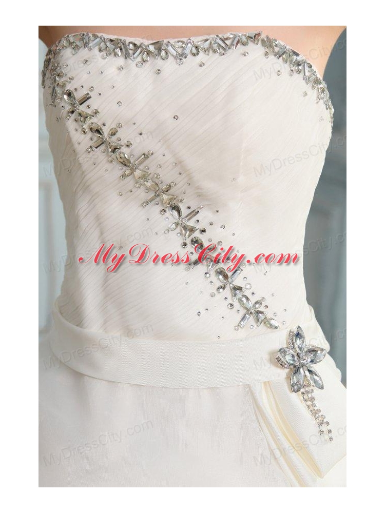 Ball Gown Strapless Beaded Decorate Wedding Dress with Brush Train