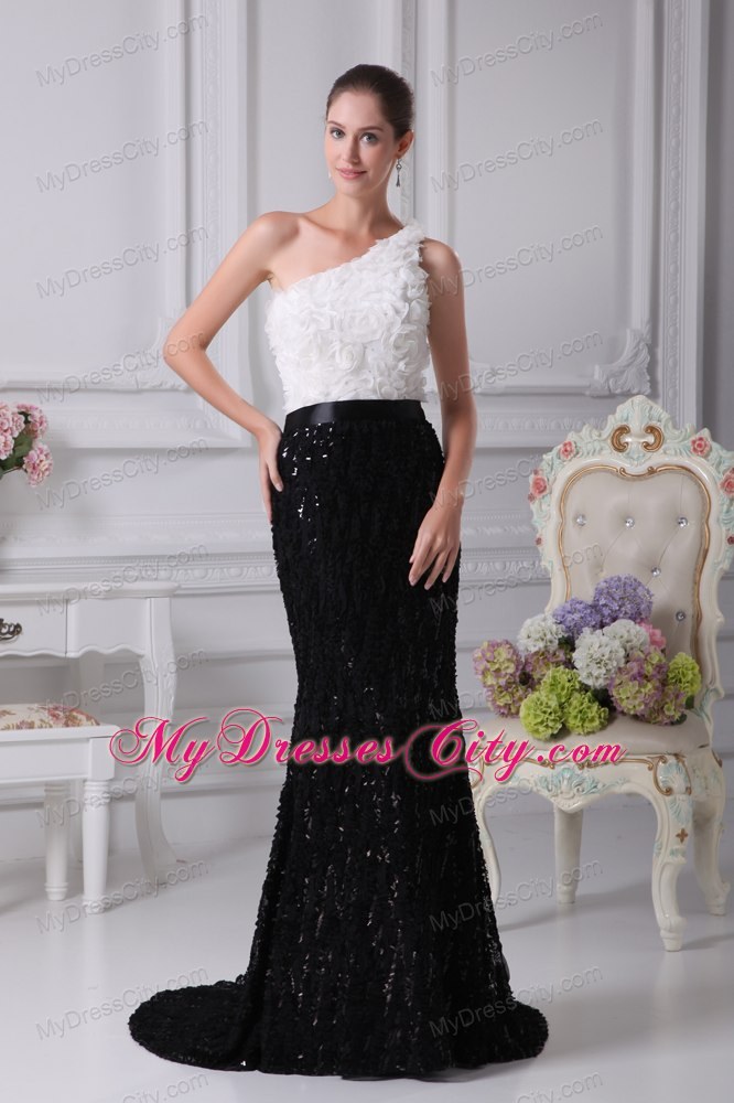 One Shoulder Rolling Flower Mermaid Black and White Evening Dresses