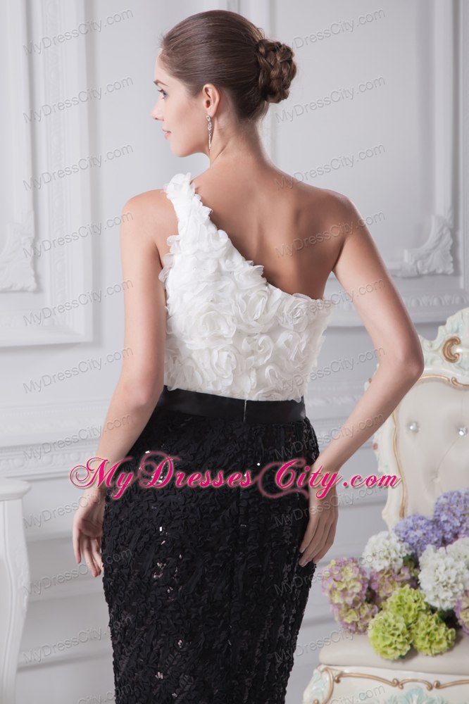 One Shoulder Rolling Flower Mermaid Black and White Evening Dresses