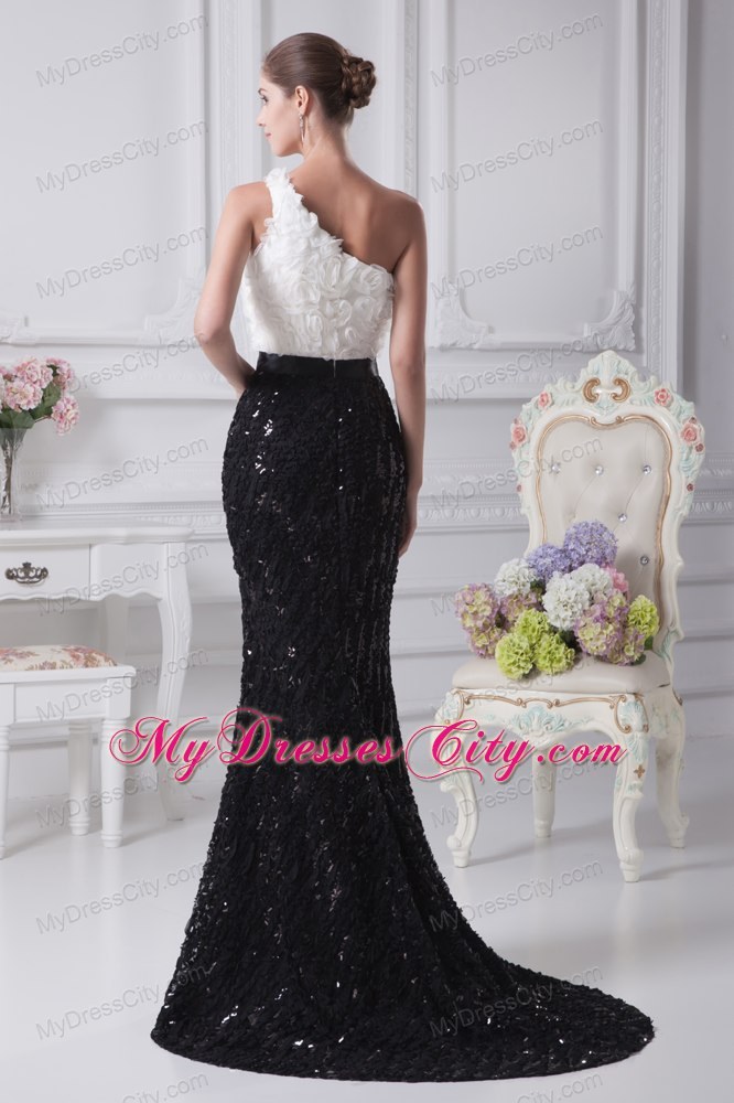 One Shoulder Rolling Flower Mermaid Black and White Evening Dresses