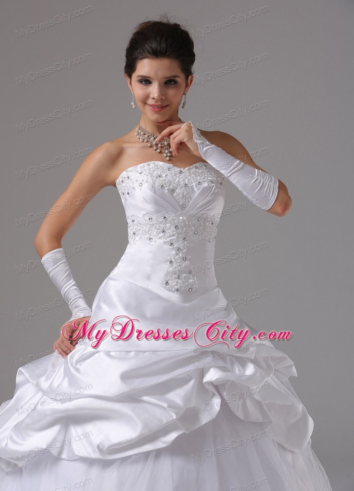 White Ball Gown Rhinestones Wedding Dress with Appliques and Pick-ups