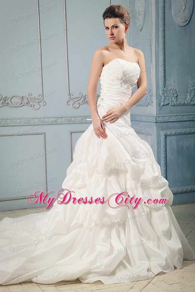 Ball Gown Appliques and Ruches Wedding Gown with Pick-ups