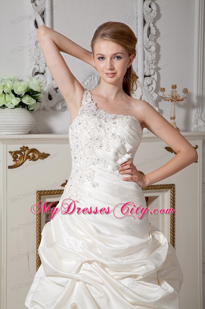 Appliques Single Shoulder Court Train Wedding Dress With Pick-ups