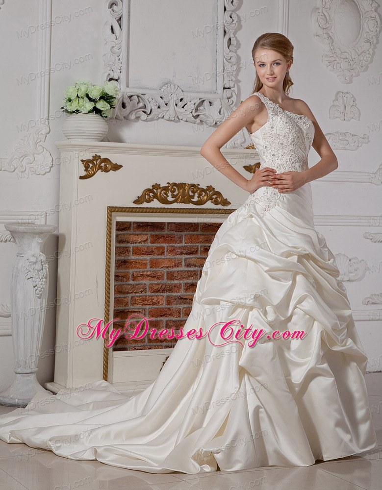 Appliques Single Shoulder Court Train Wedding Dress With Pick-ups