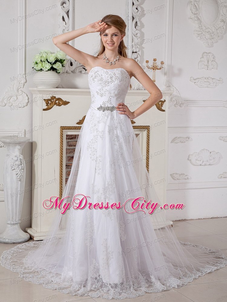 Strapless Sweetheart Court Train Lace Beading Wedding Dress