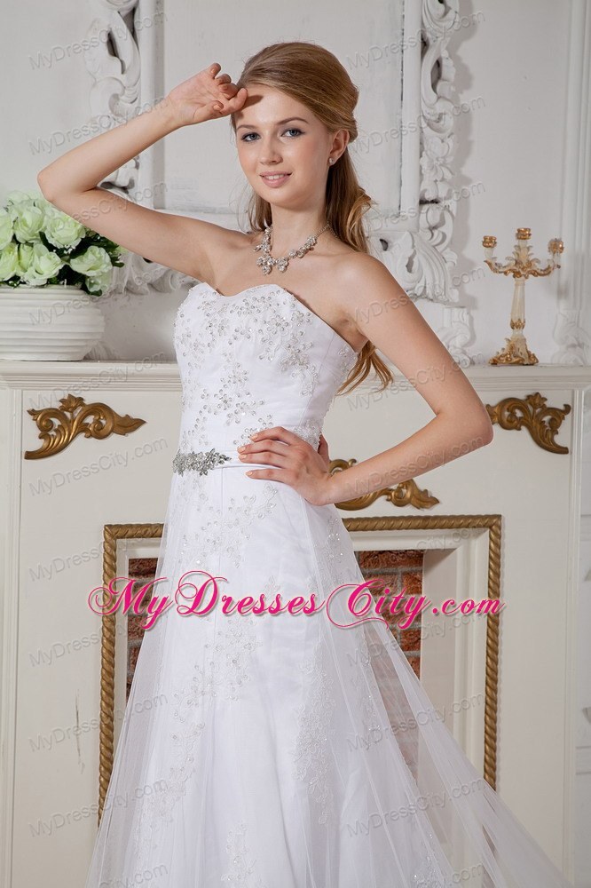 Strapless Sweetheart Court Train Lace Beading Wedding Dress