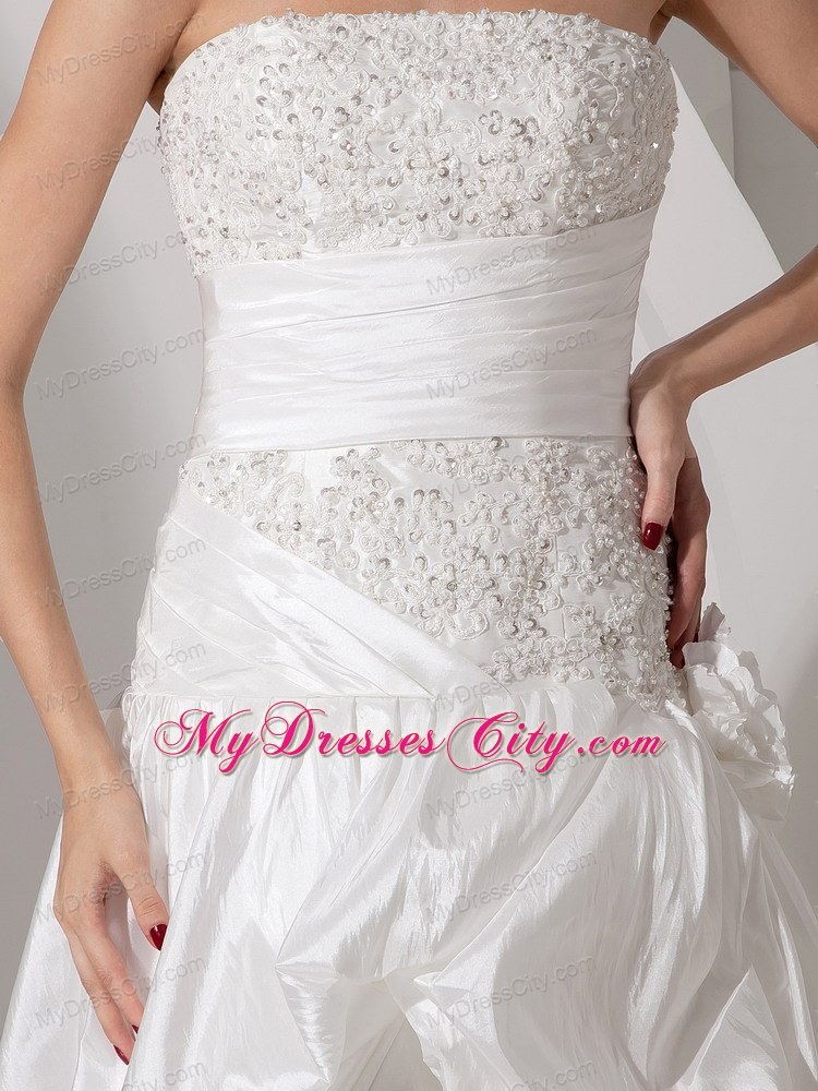 Ruched Appliques Hand Made Flower Court Train Wedding Gowns