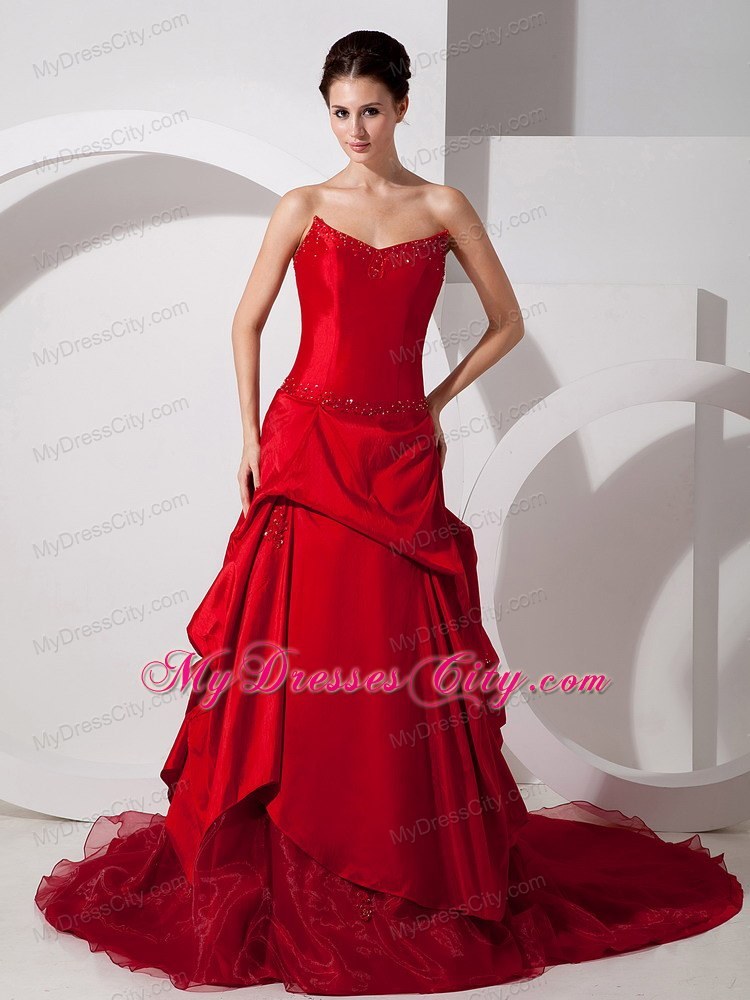 Red A-line Court Train Beading Appliques Bridal Gowns For Lady