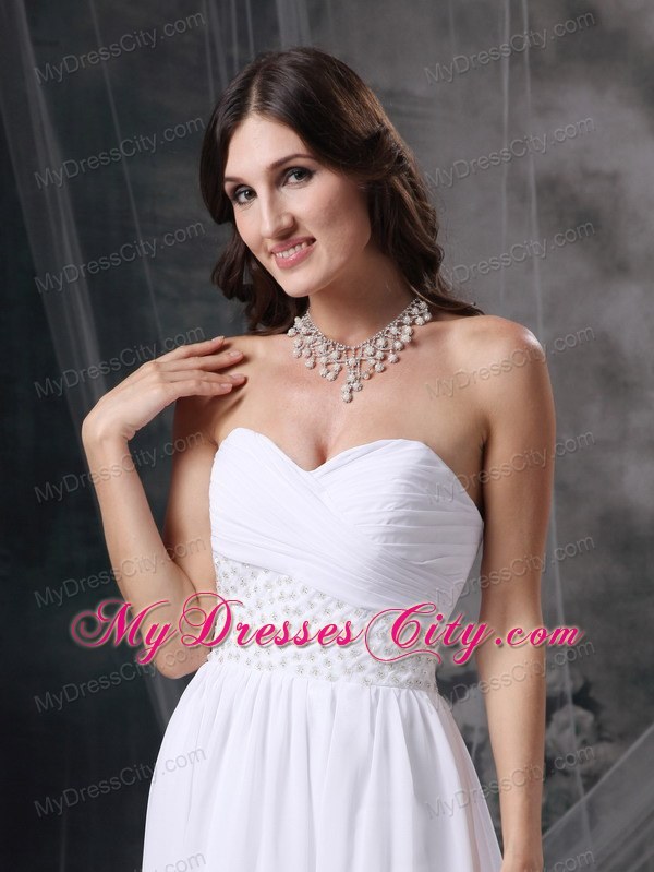 White Empire Sweetheart Court Train Chiffon Ruching Bridal Gown with Beading