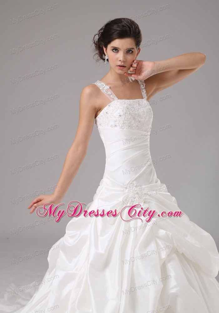 Embroidery Decorate Straps Bridal Gown With Pick-ups For Wedding Party