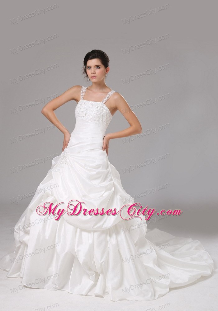 Embroidery Decorate Straps Bridal Gown With Pick-ups For Wedding Party