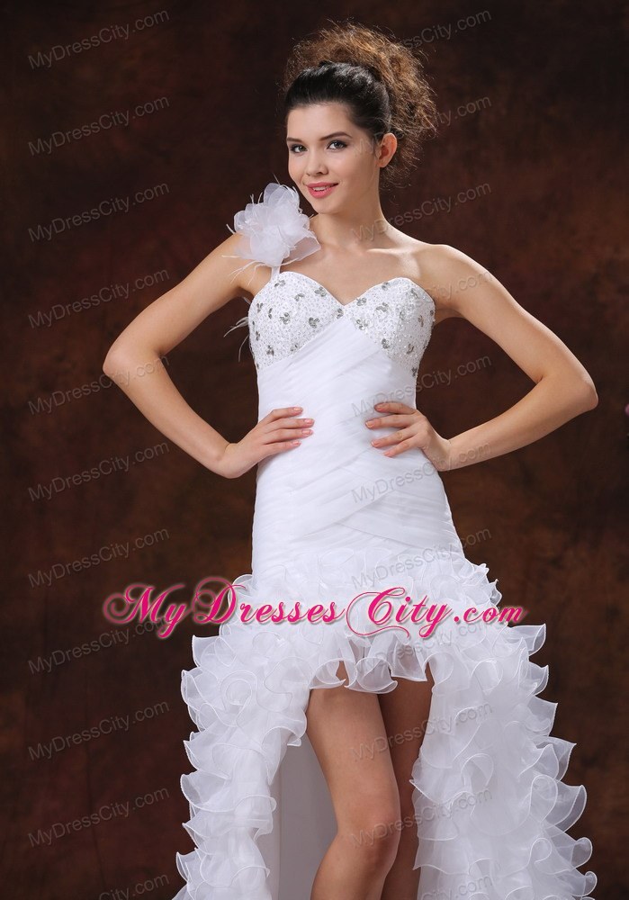 Ruched High-low Ruffled Beading Wedding Dress With Court Train