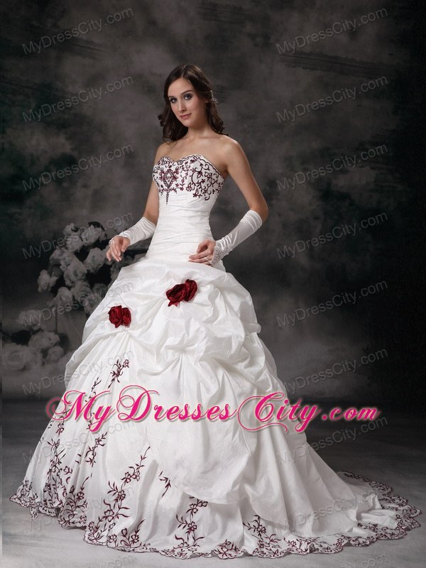 Handle Flowers Brush Train Wedding Dress with Wine Red Embroidery