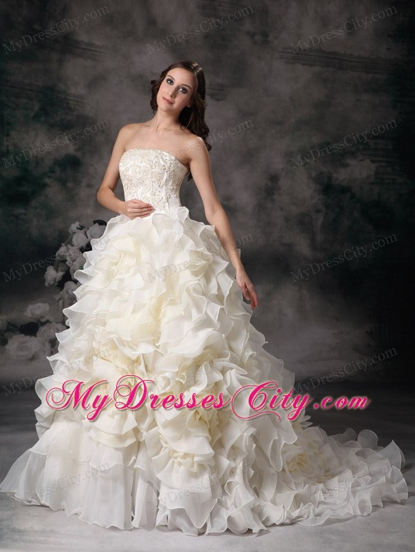 Ruffles with Hand Made Flowers Chapel Wedding Dress with Appliques