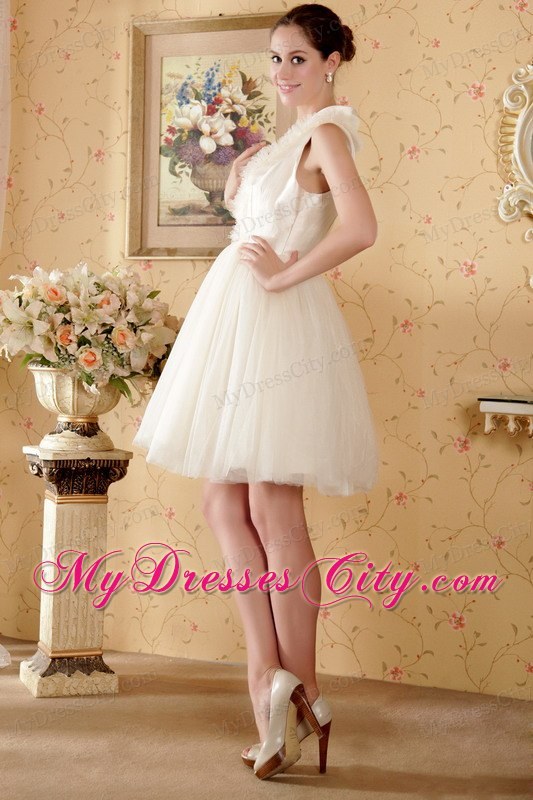 Peals Decorated Square Neckline Short Wedding Dress with Back Covered