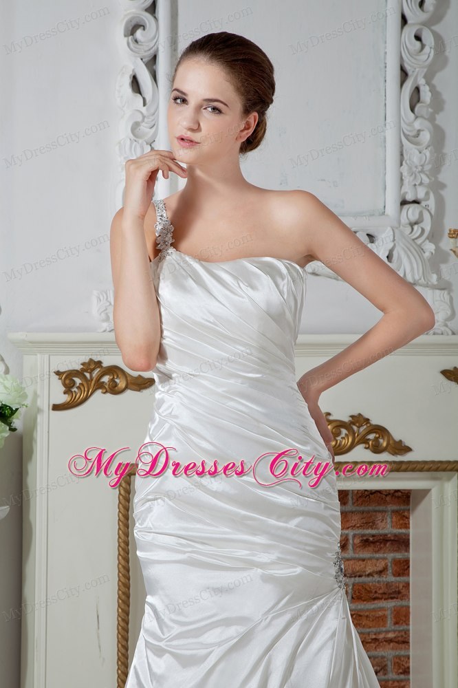 Applique Embellished One Shoulder Ruched Mermaid Wedding Dress