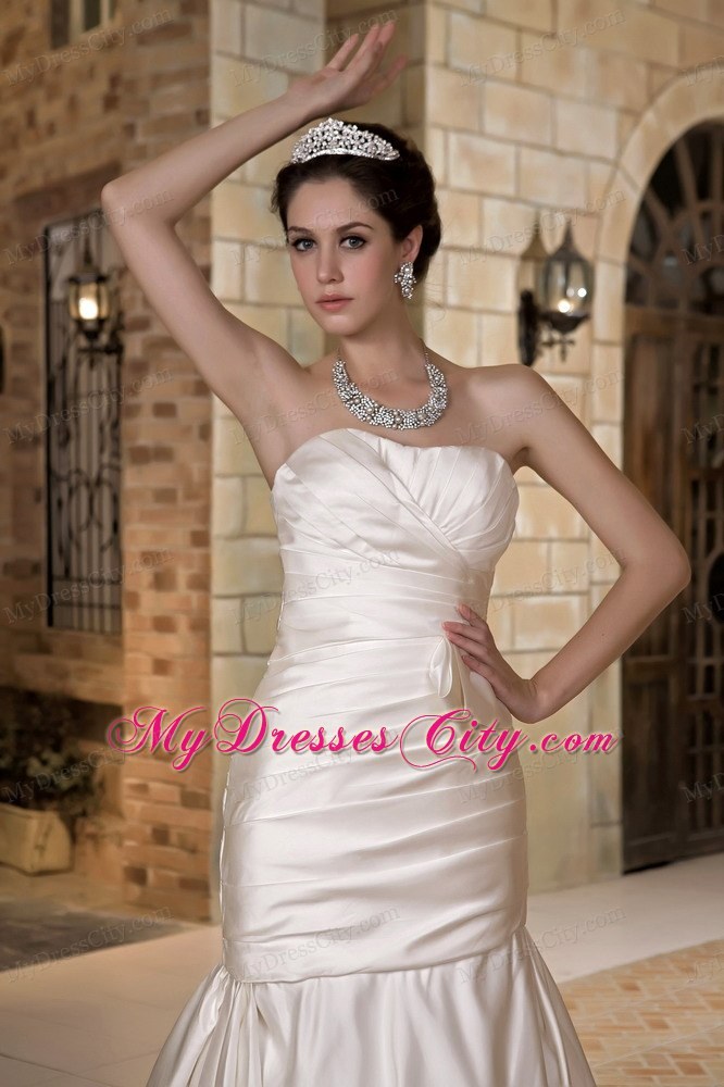 New Mermaid Strapless Chapel Train Ruched Wedding Dress 2013 Hot sale