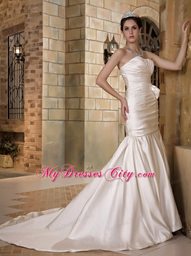 New Mermaid Strapless Chapel Train Ruched Wedding Dress 2013 Hot sale