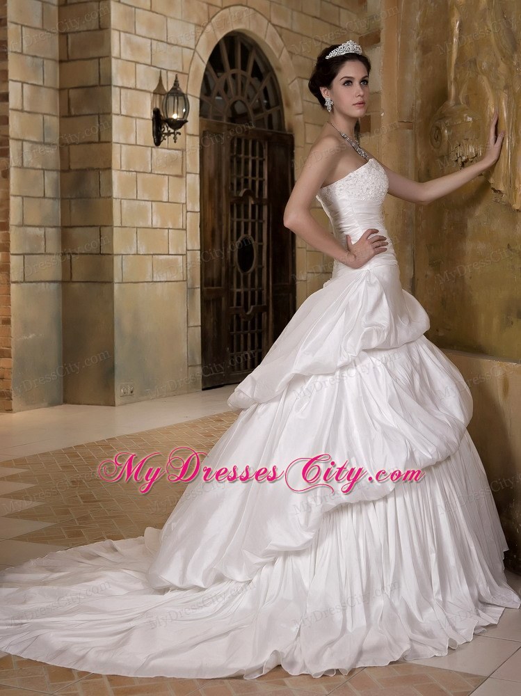 Discount A-line Strapless Court Train Appliques and Pick-ups Wedding Dress