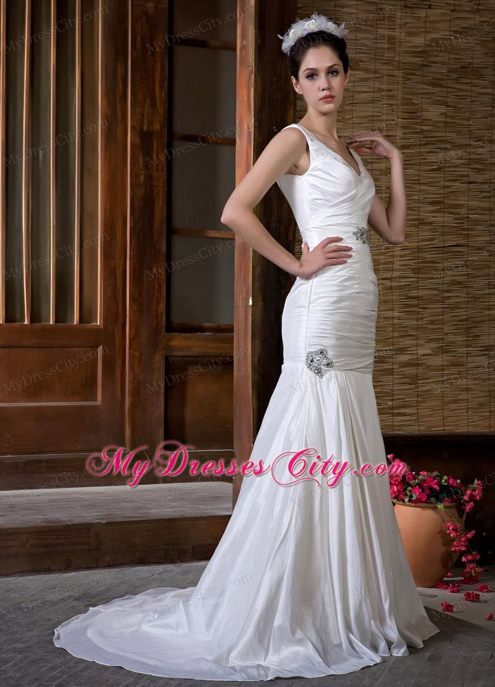 Cheap Mermaid V-neck Taffeta Ruche and Beading Court Train Bridal Gown