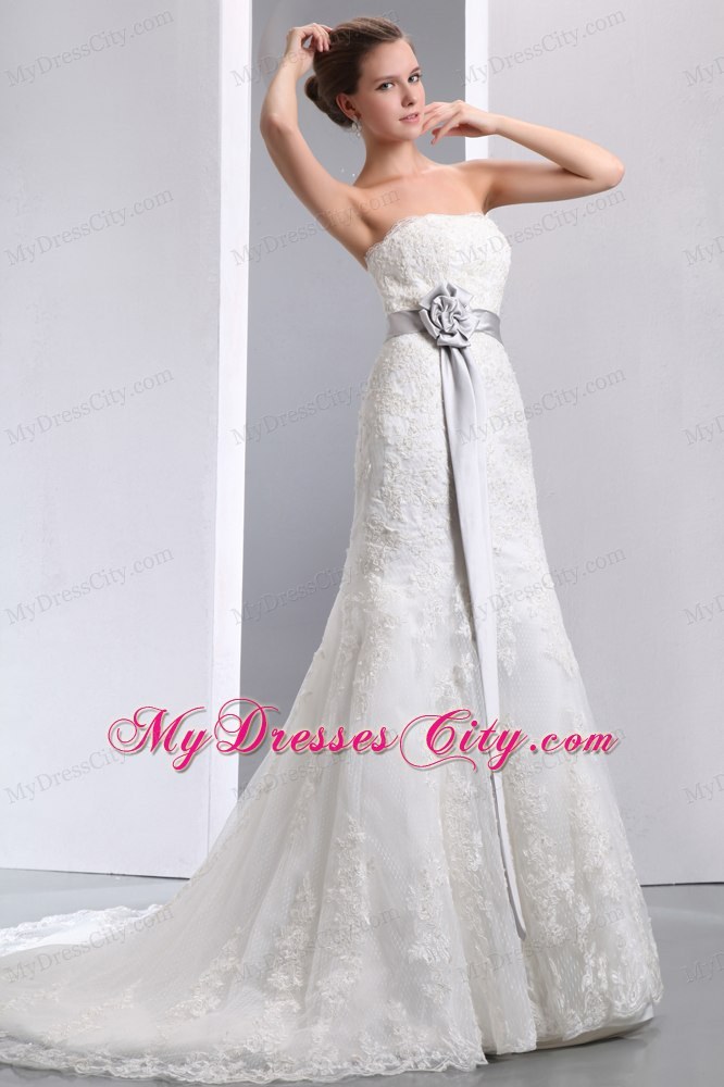 Luxurious Strapless Lace Flowery Mermaid Wedding Dress with Sliver Sash