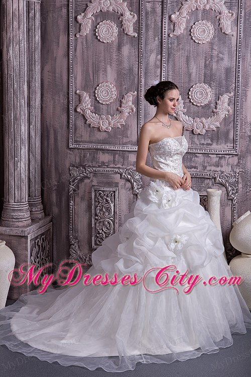 Showy Strapless Beading and Pick-ups Princess Bridal Dress with Train