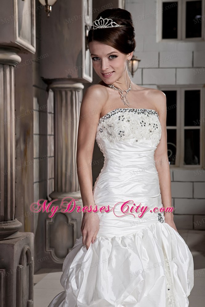 Beautiful Court Train Chapel Train Lace-up Beaded Bridal Gown