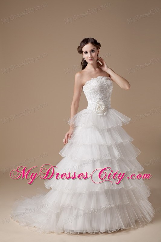 Beautiful Strapless Hand Made Flower and Appliques Bridal Gown