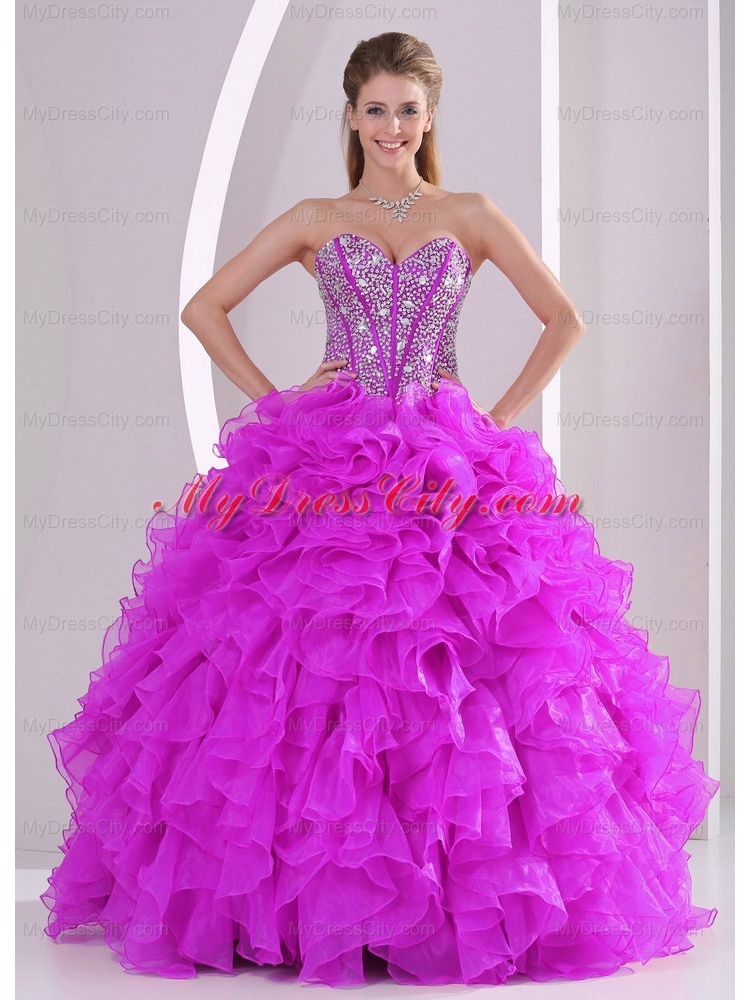 Ball Gown Sweetheart Ruffles and Beaded Decorate Elegant Quinceanera Dresses