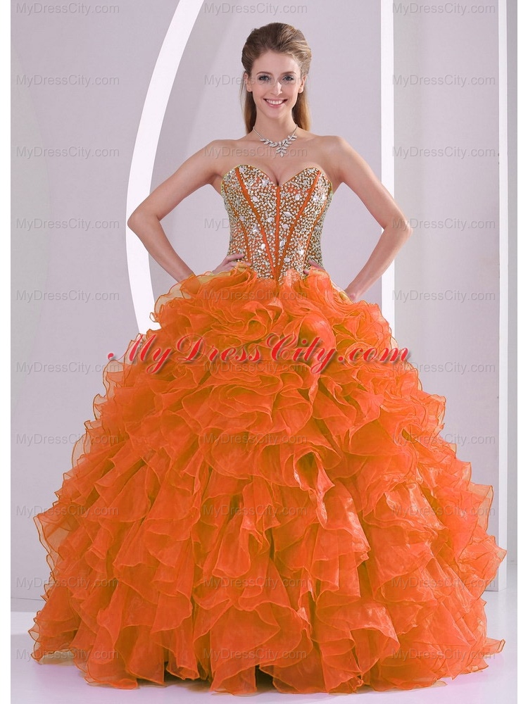 Elegant Ball Gown Sweetheart Ruffles and Beaded Decorate Designer Quinceanera Dresses