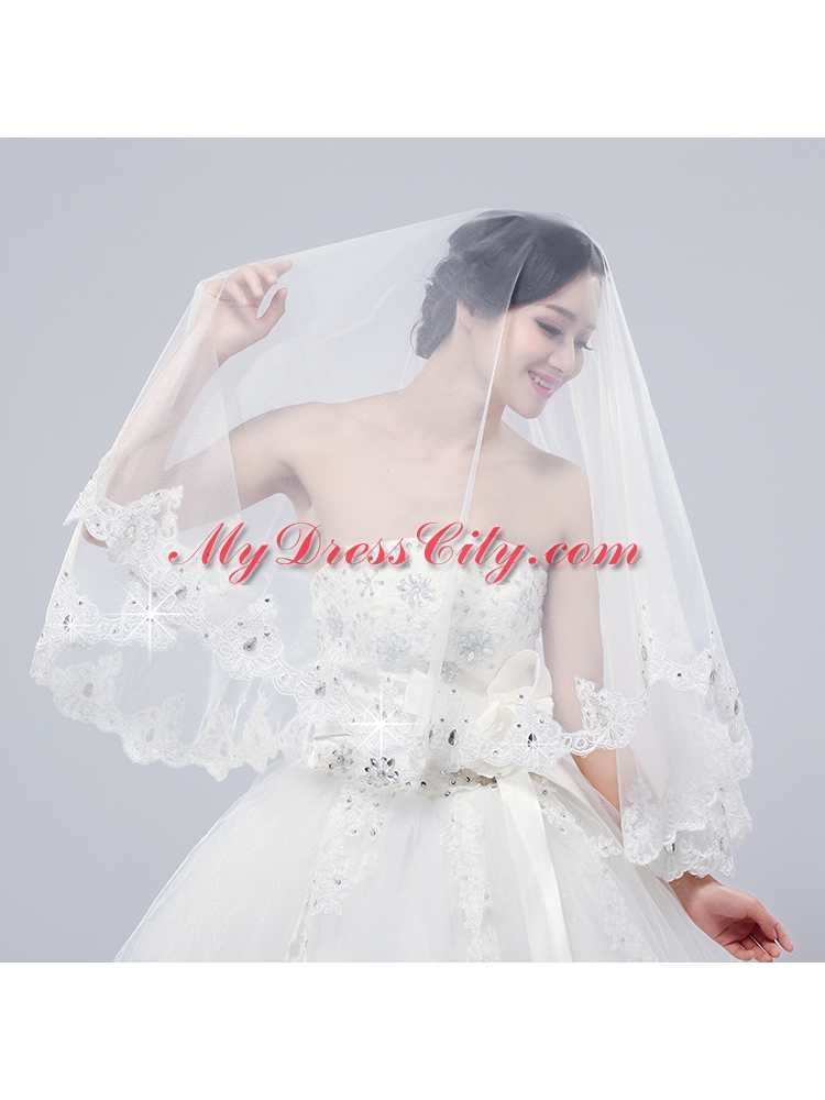 2014 Two-Tier Tulle Lace Appliques Edge Bridal Veils