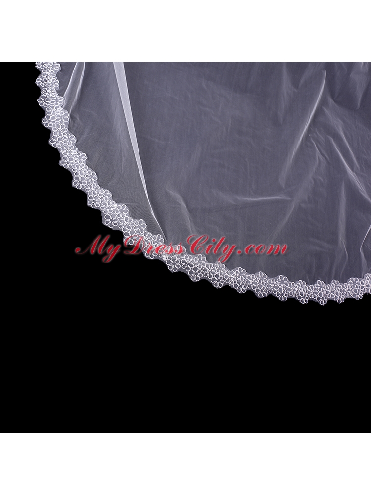 One-Tier Angle Cut Wedding Veils with Lace Appliques Edge