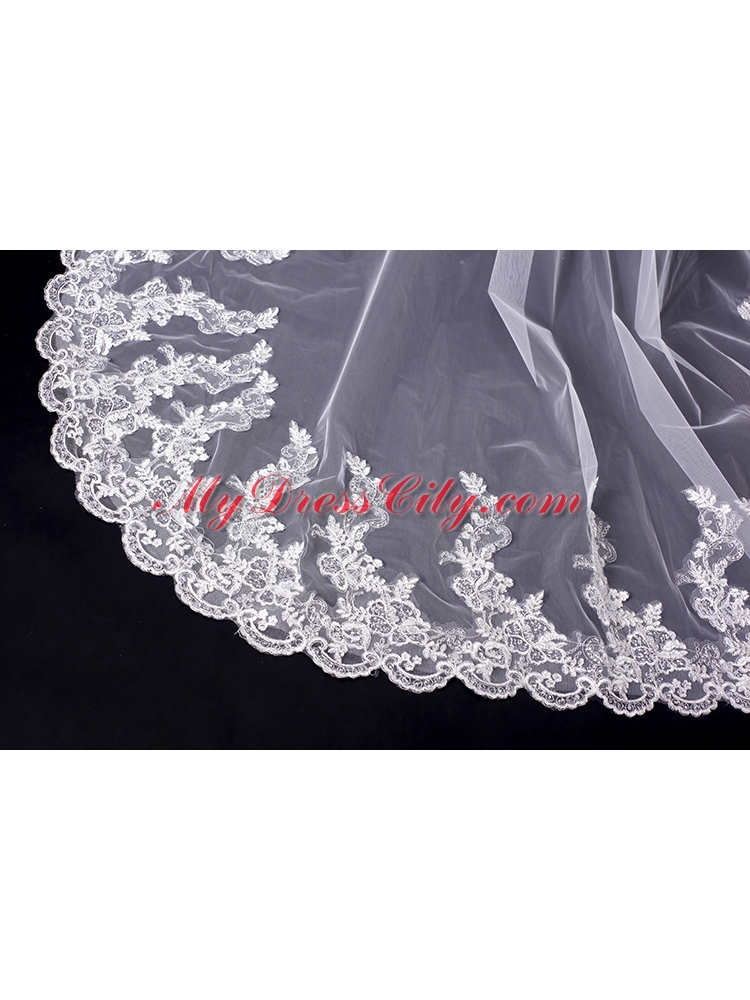 Romantic Lave Edge White Two-Tier Fingertip Bridal Veils