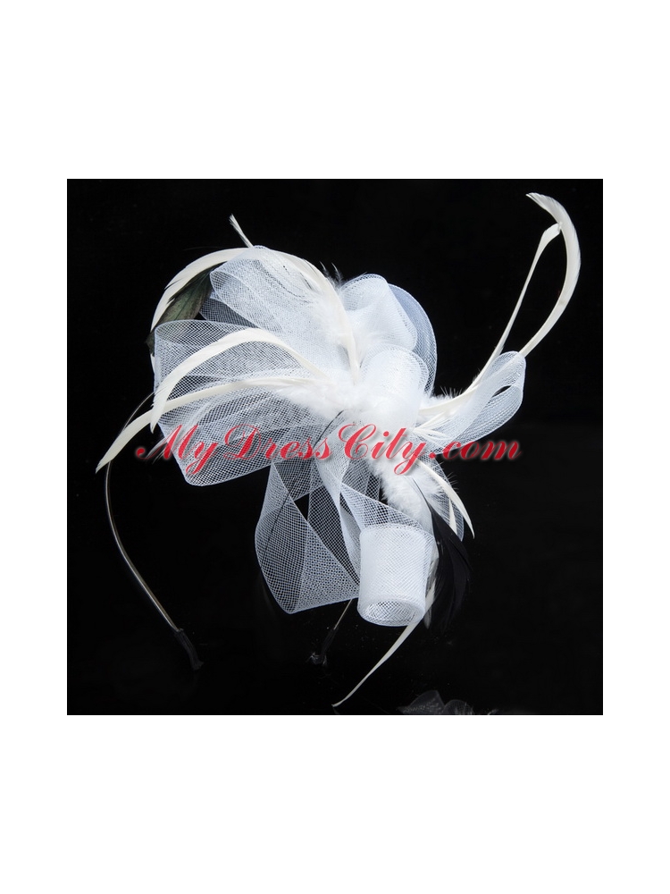 Elgant White Hair Tulle Feather Ornament