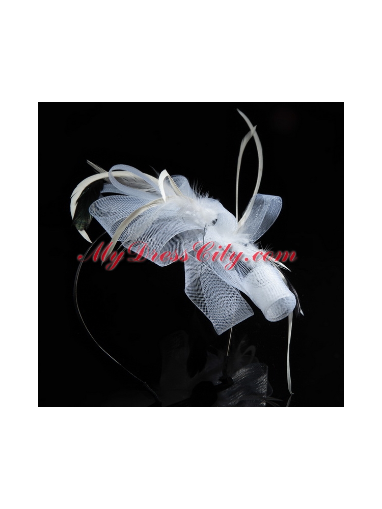 Elgant White Hair Tulle Feather Ornament