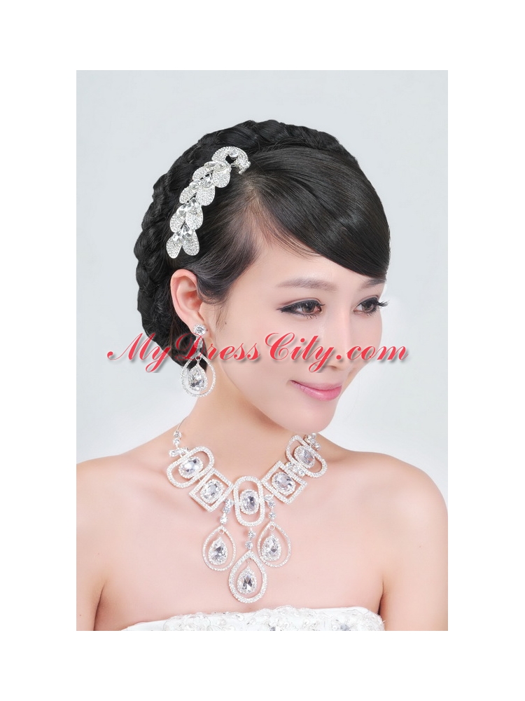 Rhinestone Dignified Necklace And Tiara